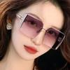 New Frameless Square Trend Commuting Sunglasses With High-end And Simple Versatile Sunglasses 8810