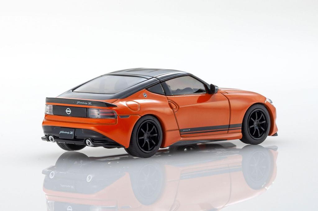 KYOSHO MINI CAR & BOOK No.15 1/64 Scale Nissan Fairlady Z Customized Orange Finished Product