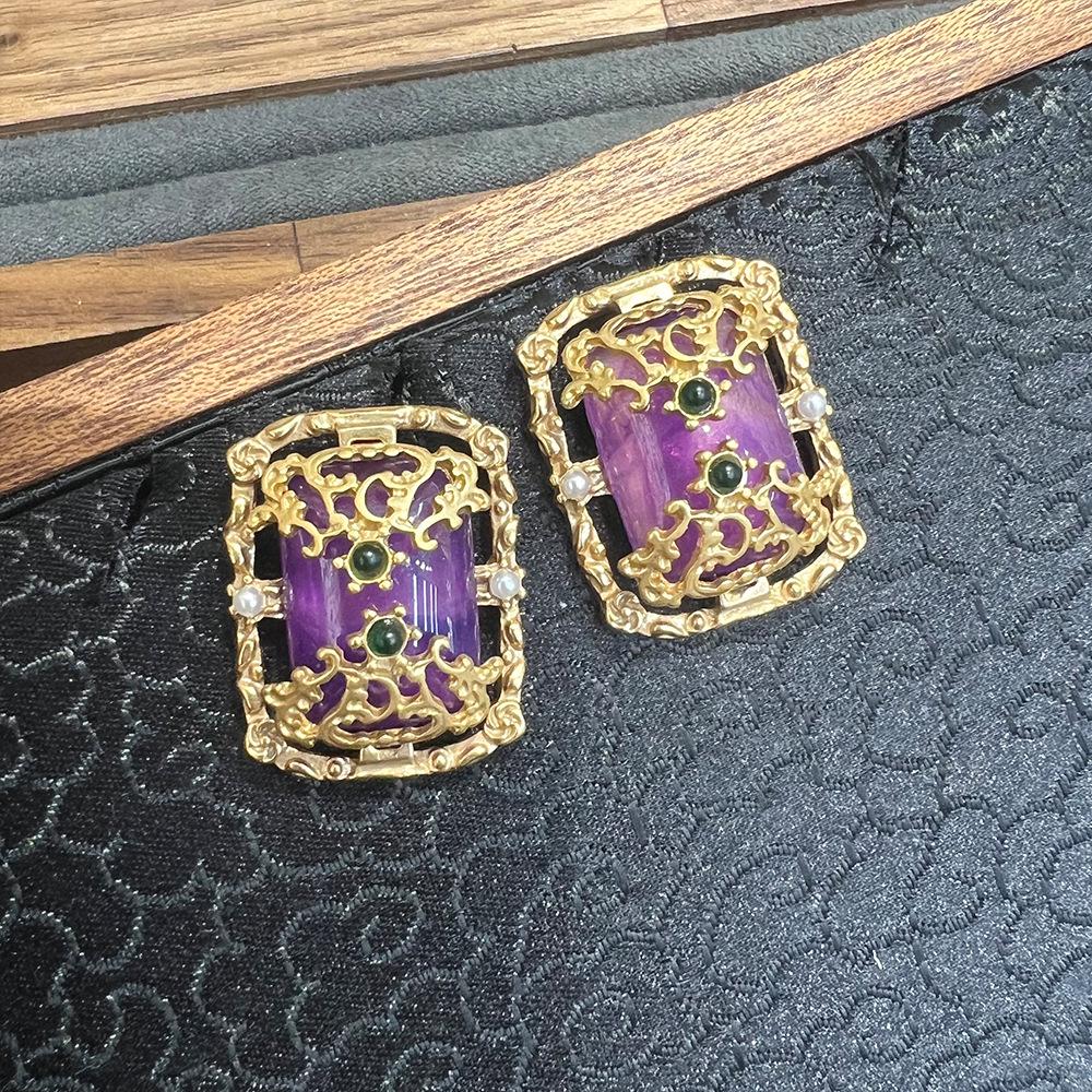Vintage Russian Embossed Gold Stud Earrings, Court Style, Niche Design, Versatile Fashion, Heavy Industry Style
