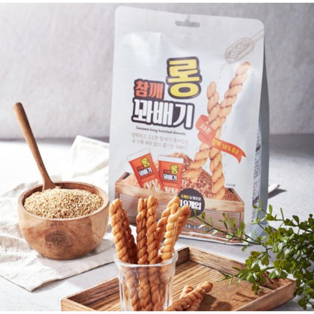 Traditional Korean Snacks Sesame Long Twisted Stick Donuts(Kkwabaegi)