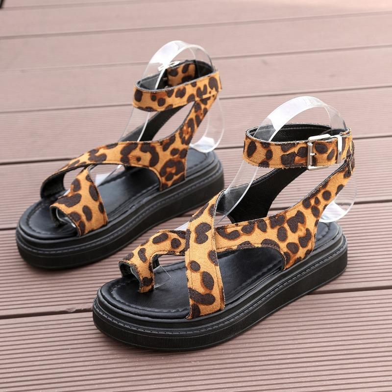 

Muffin platform sandals women s summer new flat-bottomed casual cover toe large-size women s sandals 41