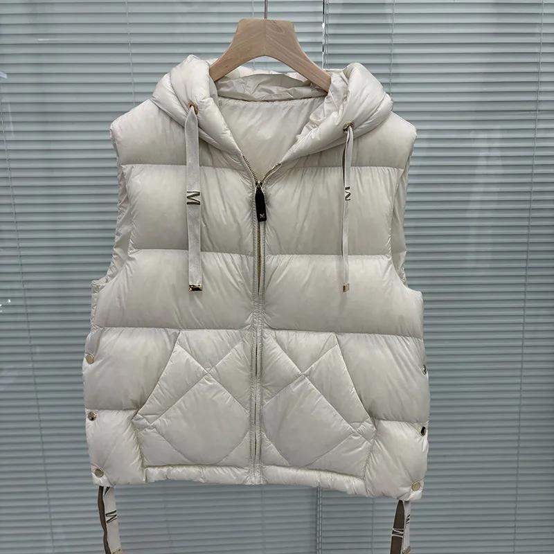Schinteon Women 90% White Duck Down Vest with Hood Casual Sleeveless Jacket Simple Solid Color Fashionable Autumn Winter