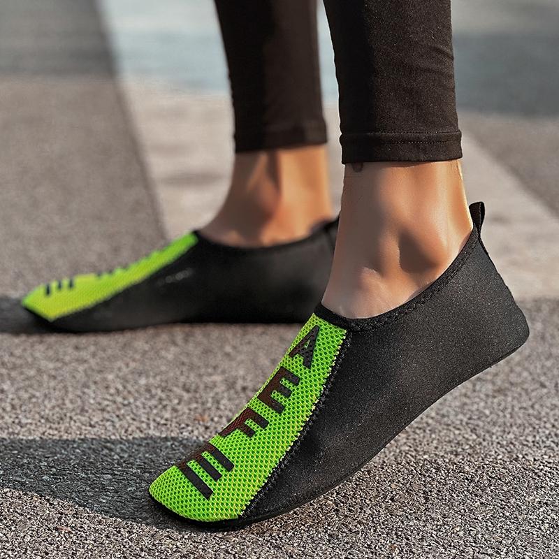 YRZL New Aqua Shoes Five-finger Swimming Shoe 36-47 Size Beach Sports Shoes Fashion Men's Fitness Shoes Couple Footwear