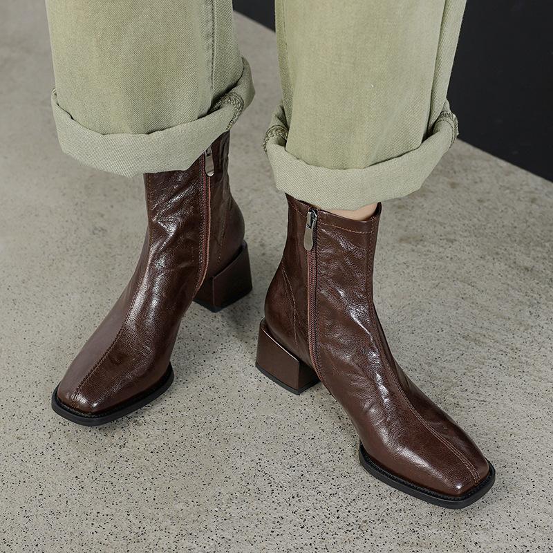 Old money wind thin boots women pointed thin thick heel short boots Martin boots 4.5cm soft leather flat bottom commuting OL short boots