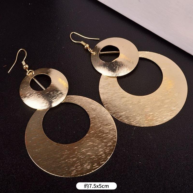 Fashion exaggerated niche temperament fringed earrings retro personality versatile sequined earrings women's long ear jewelry
