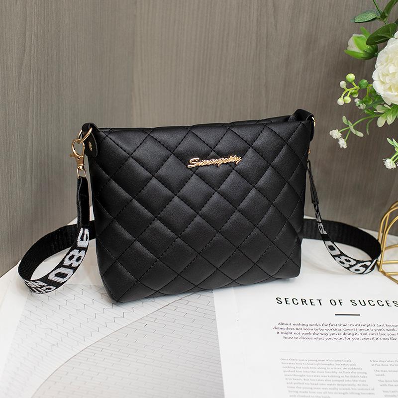 Simple diamond square bag autumn and winter new fashion women's messenger mobile phone change bag bucket bag women