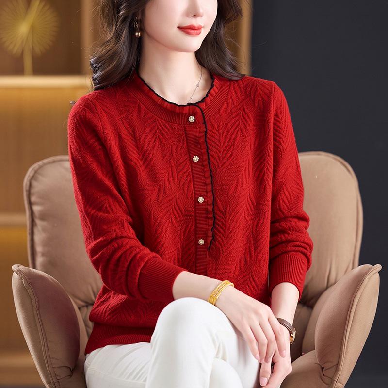 Chic Two-Piece Wool Sweater for Middle-Aged & Elderly Women, Versatile Autumn/Winter Top, Stylish Base Layer Mother's Wear.