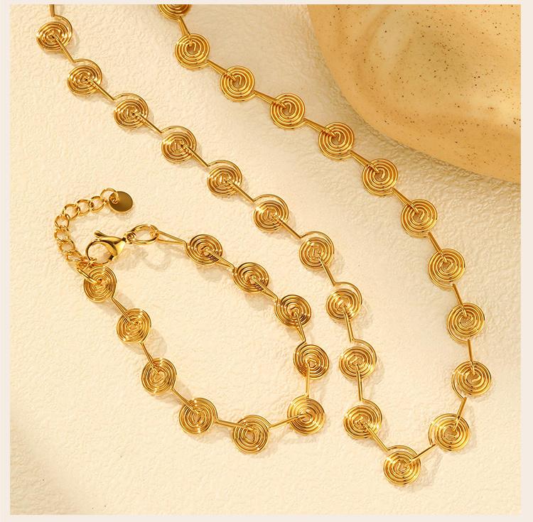 Stainless Steel Geometric Multi Spiral Circle Necklace for Women, Creative Chain Necklace, Vacation Beach Jewelry Waterproof