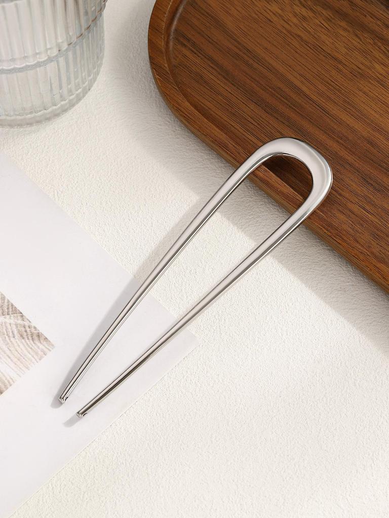 Elegant Zinc Alloy U-Shaped Hairpin - Large, Color-Preserving Hair Accessory for Daily Use and Ancient Style.