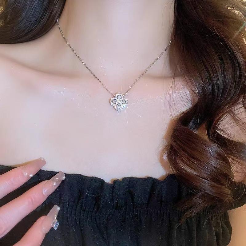 Sterling Four Leaf Clover Pendant Necklace Set With Cubic Zirconia Minimalist Elegant Chain Women