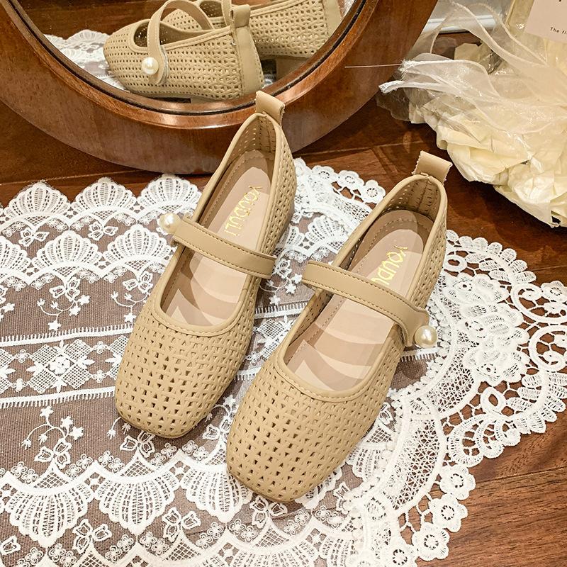 French Mary Jane single shoes women's hollow mesh woven flat bottom summer 2025 new with skirt Doudou grandma shoes