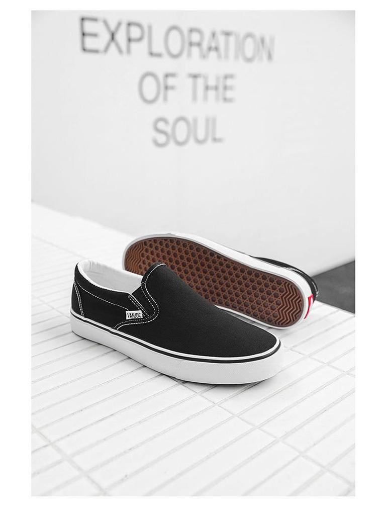 2025 Spring Classic Slip-On Shoes: Women's Low-Top, Solid Color & Men's Korean Style Canvas Shoes