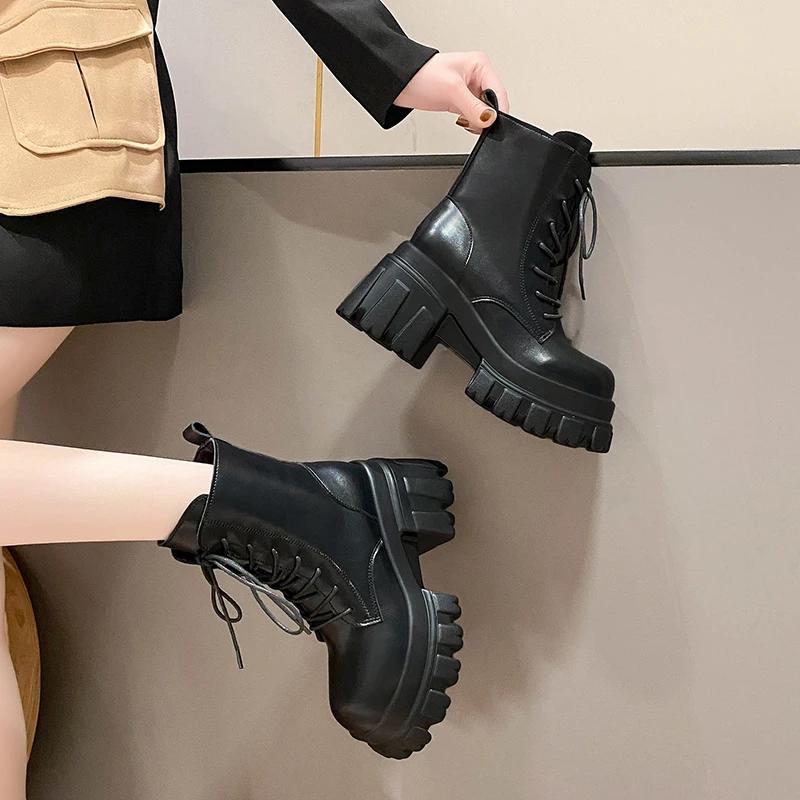 Módní šněrovací dámské kotníkové boty s vysokou platformou 2024 zimní boty na motorku se silnou podrážkou 9,5 cm podpatky robustní kožené tenisky dámské boty