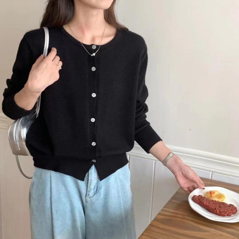

Осень и зима новый мягкий восковой нежный ветер вязаный кардиган топ женский однотонный повседневный тонкий свитер куртка average size чёрный
