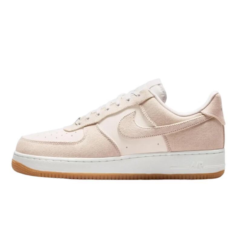 

Nike Men s Air Force 1 07 Casual Shoes Men s EUR 42