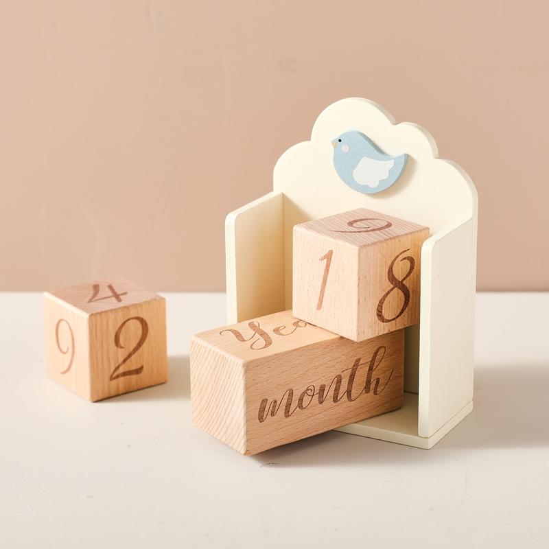 Baby Wood Milestone Photography Accessory Toy Cartoon Bird Time Recorder Box Baby Room Decoration Baby Anniversary Baby Gifts