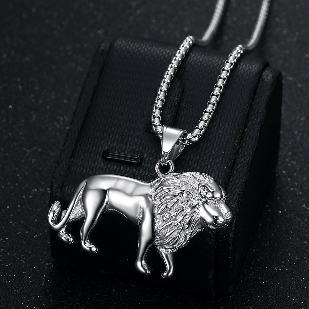 2026 European and American Jewelry 18K Gold-plated Smooth African Lion Head Pendant Necklace