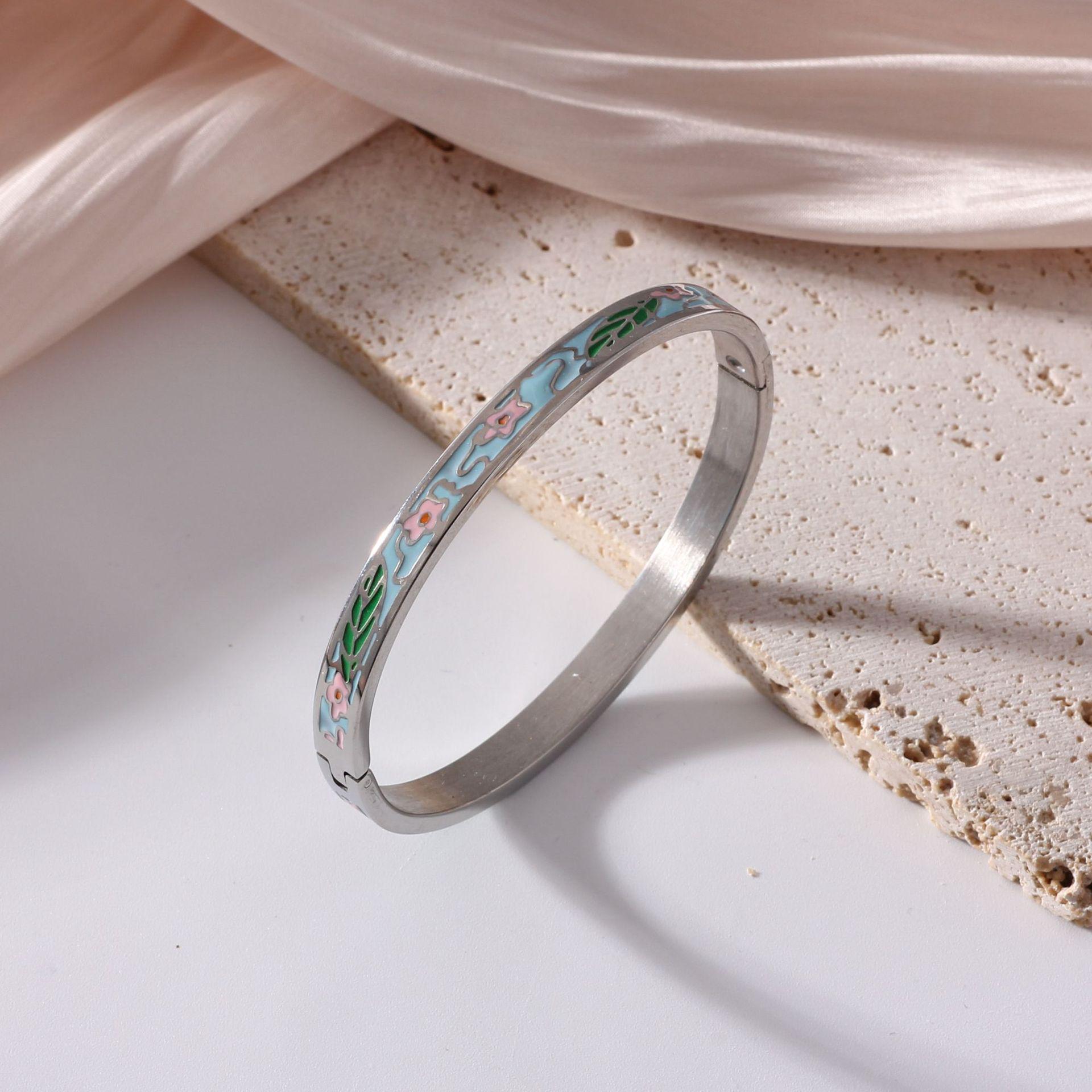 18K Electroplated Women s Retro Enamel Drip Oil Titanium Steel Bracelet, 6mm