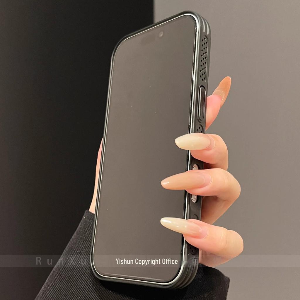 Compatible iPhone 17 Pro Max Case: Heat Dissipation, Magnetic Suction, Thin Ring, Large Window Design