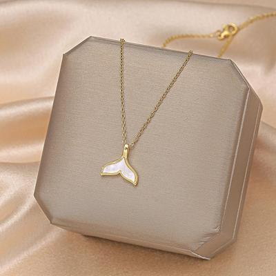 Collana Pendente Coda di Pesce Coreana: Versatile Collana Retro Clavicola da Donna in Stile Lusso Leggero