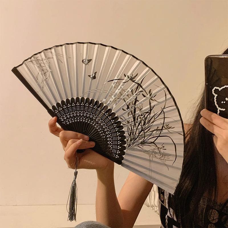 Traditional Chinese Qipao Dance Fan: Portable Bamboo Tassel Folding Fan for Summer Costume