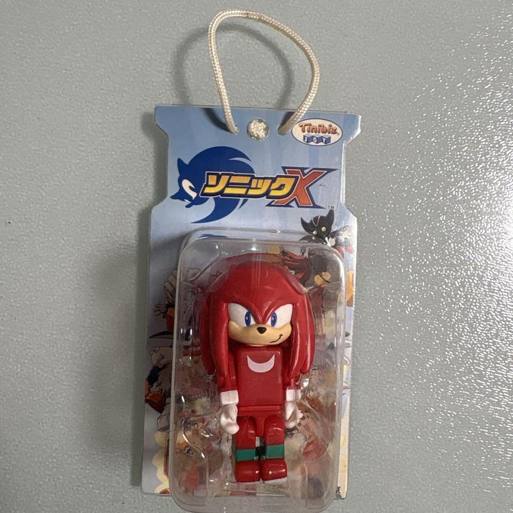 [USED] Sonic X Knuckles figure, original, not for sale, SEGA