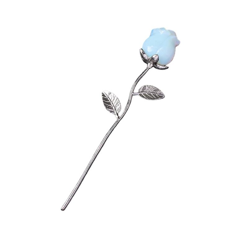 

Elegant Natural Crystal Carved Rose Handcrafted Arts Piece Feature Detailed Craftsmanship for Sophisticated Homes and Office Decoration Enhancing