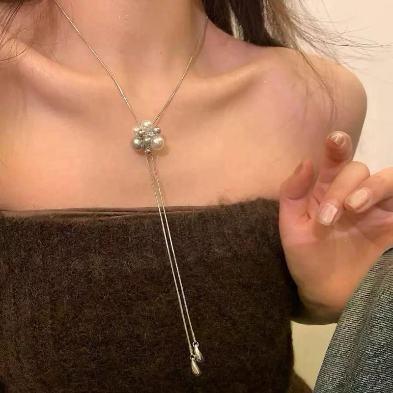 Titanium Steel Non-fading Small Waist Necklace Women's Summer Niche Design Accessories Collarbone Chain Pendant