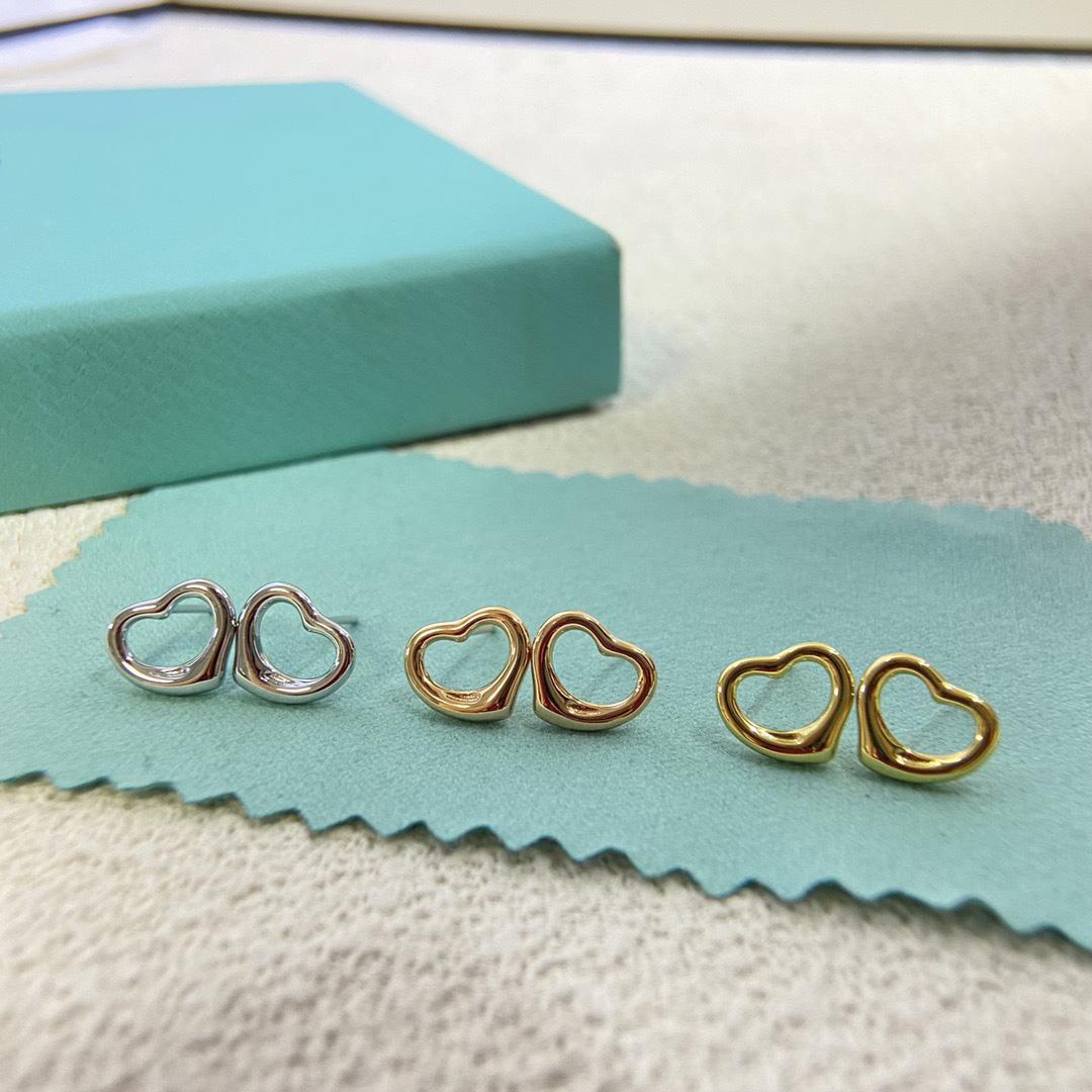 Love-themed  Earrings Women s Fashion Accessory High-end Customized Electroplating Jewelry Three Color Daily dressing