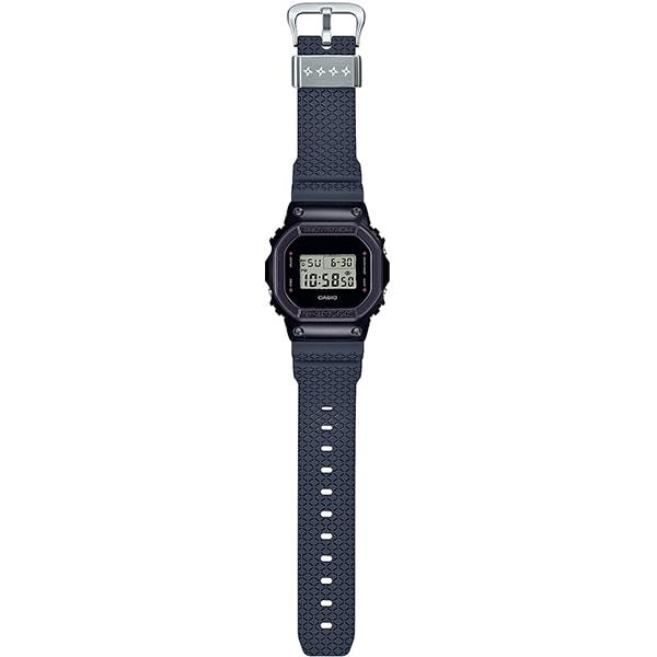 Casio DW 5600NNJ 2JR [модель с мотивом G SHOCK Ninja
