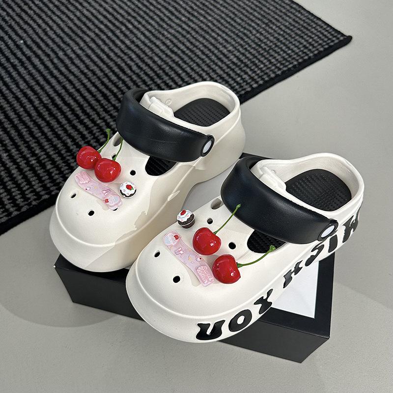 Thick-soled heightening bag head slippers women's spring and summer 2025 new outer wear beach non-slip and deodorant student hole shoes