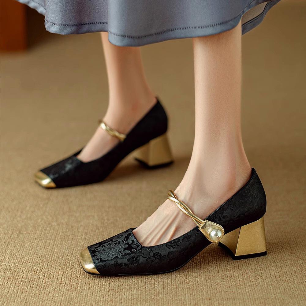 Guofeng High Heels Women's Thick Heel 2024 Large Size Color Matching with Cheongsam Square Head New Chinese Mary Jane Single Shoes Women's Middle Heel