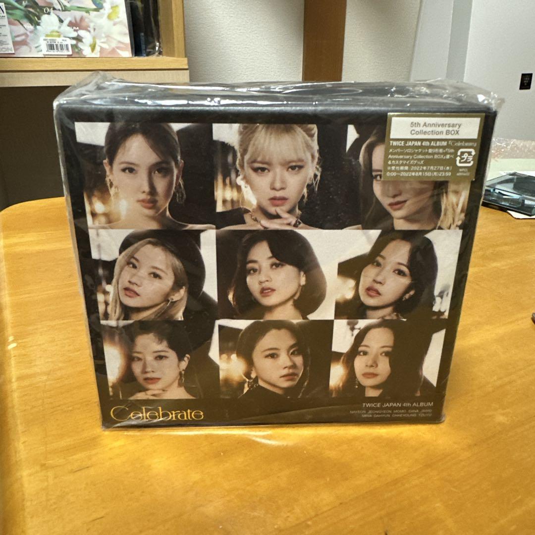 

[USED] TWICE JAPAN 4th ALBUM Celebrate BOX
