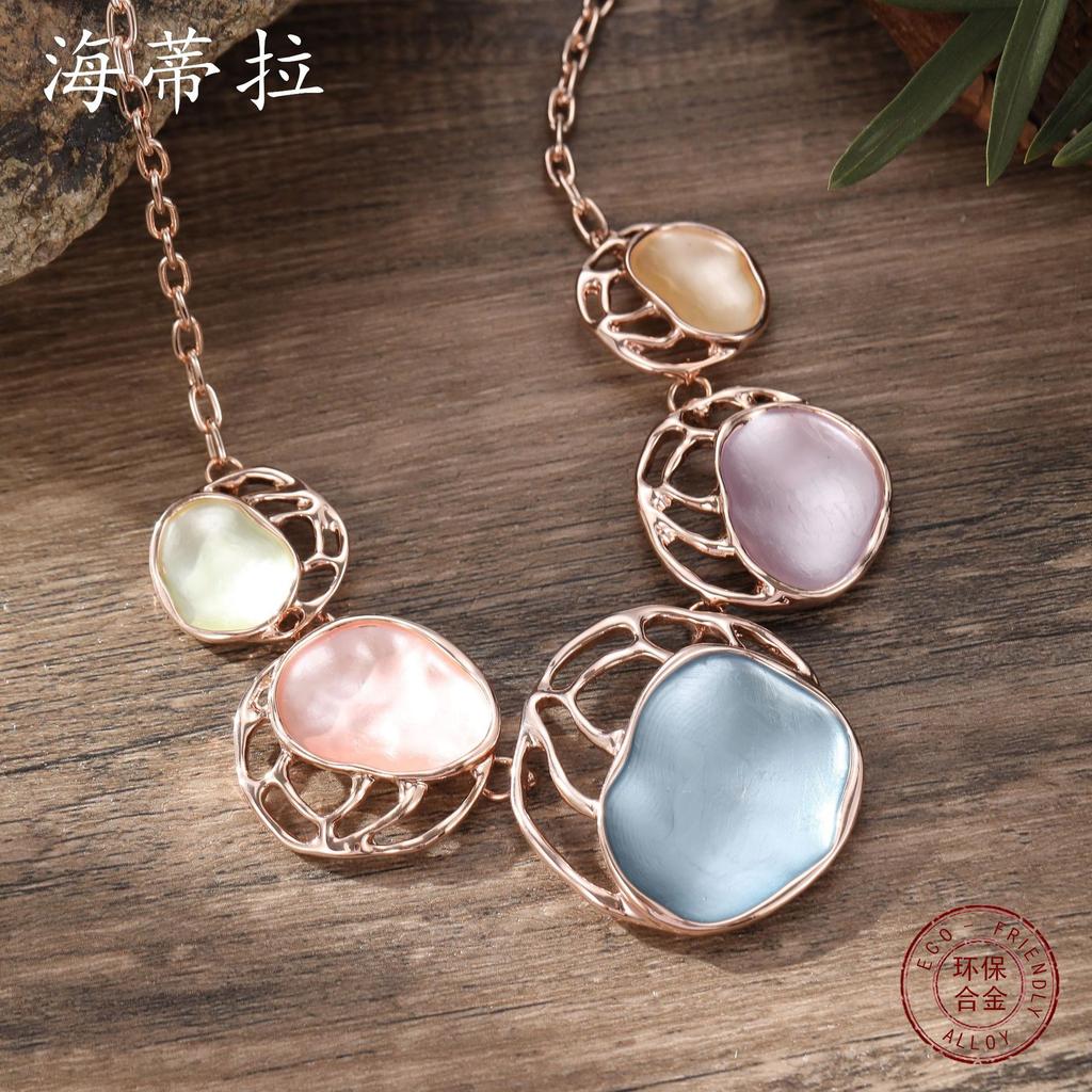 Novo colar de flor oval oca pintado a óleo colorido, colar de liga versátil de flor feminino personalizado