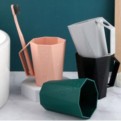 Productos para el baño – Porta cepillos de dientes
