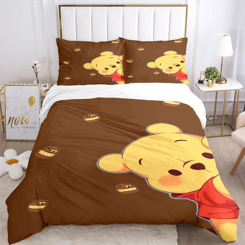 3pcs Winnie the Pooh Honey Pot Bedding Set 1 Soft Quilt Cover + 2 Pillowcases, Machine Washable Suitable for All Seasons Q095
