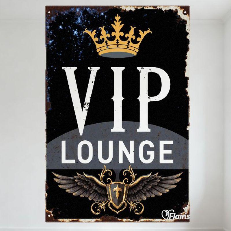 

Vintage VIP Lounge Metal Tin Sign with Crown Wings Shield Design - Rustic Wall Decor for High-end Club Bar Home Man Cave Restaur 20x30cm（7.8x11.8inch）
