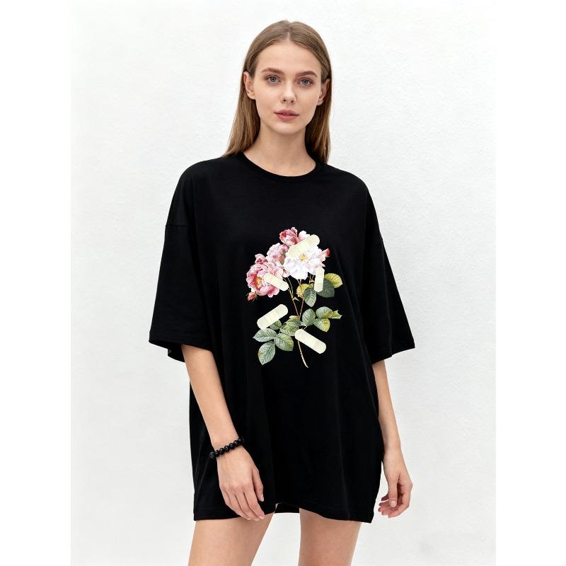 Oversized T Shirt Black Floral Print With White And Pink Roses And Green Leaves Casual Wear For Women Summer Outfit Fashion Streetwear Style
