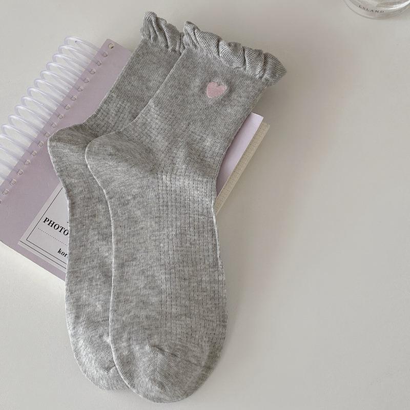 5 Pairs of Female Spring and Summer Breathable Lovely Embroidered Love Lace Bubble Mouth Tube Socks