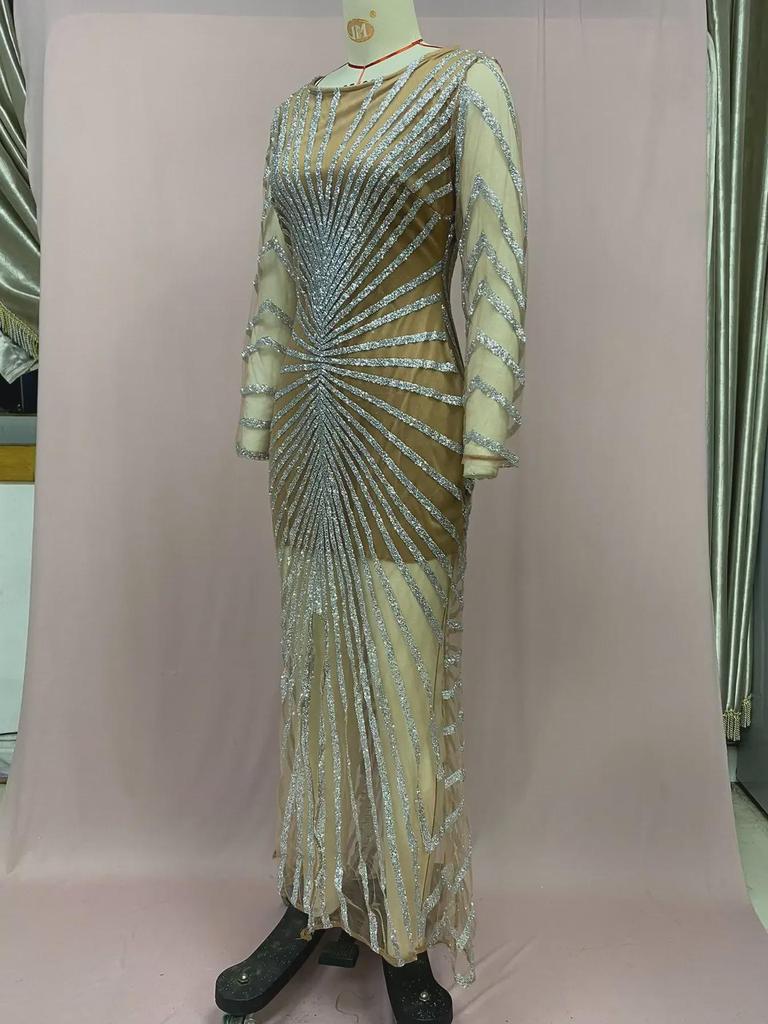 Wiosna 2025 Moda Europejska i Amerykańska: Gorąca diamentowa prześwitująca siateczkowa sukienka z długim rękawem i rozcięciem