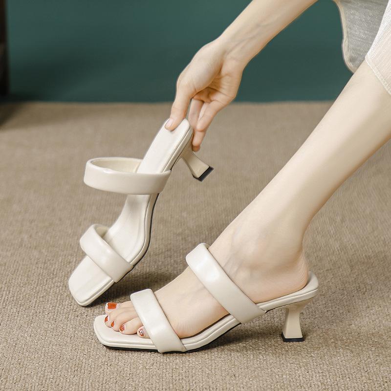 High-heeled slippers summer women's fashion 2025 new thin heel square head temperament word with Internet celebrity cool slippers