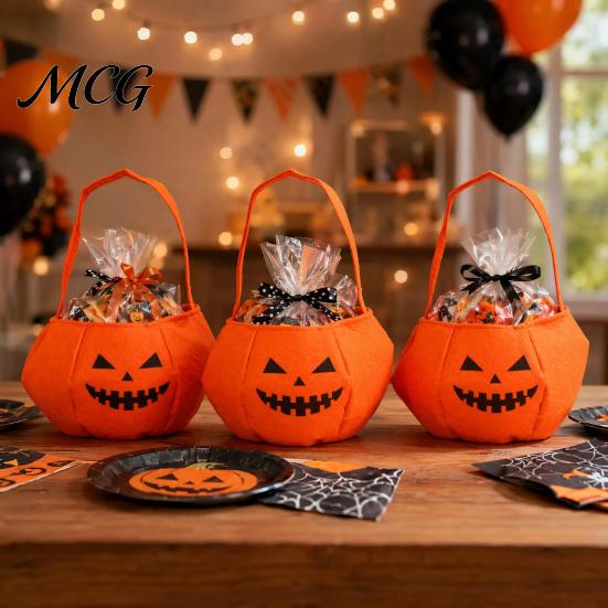 Große Kapazität Süßigkeitentasche Halloween Kürbis für Kinder, Kleiner Süßes oder Saures Eimer, Oder Tragetasche Weiches Gesichts Korb mit Griff Party Dekoration Kinderfreundlich