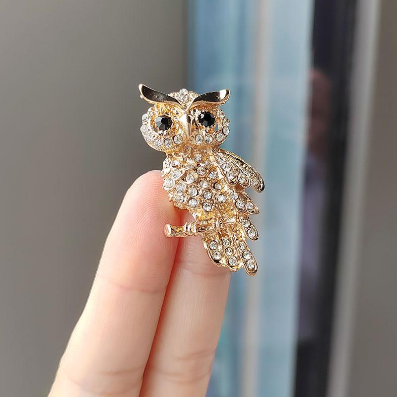 Unique and Exquisite Owl Full Diamond Brooch, Corsage Suit Clothing Pin, Hot-selling Jewelry