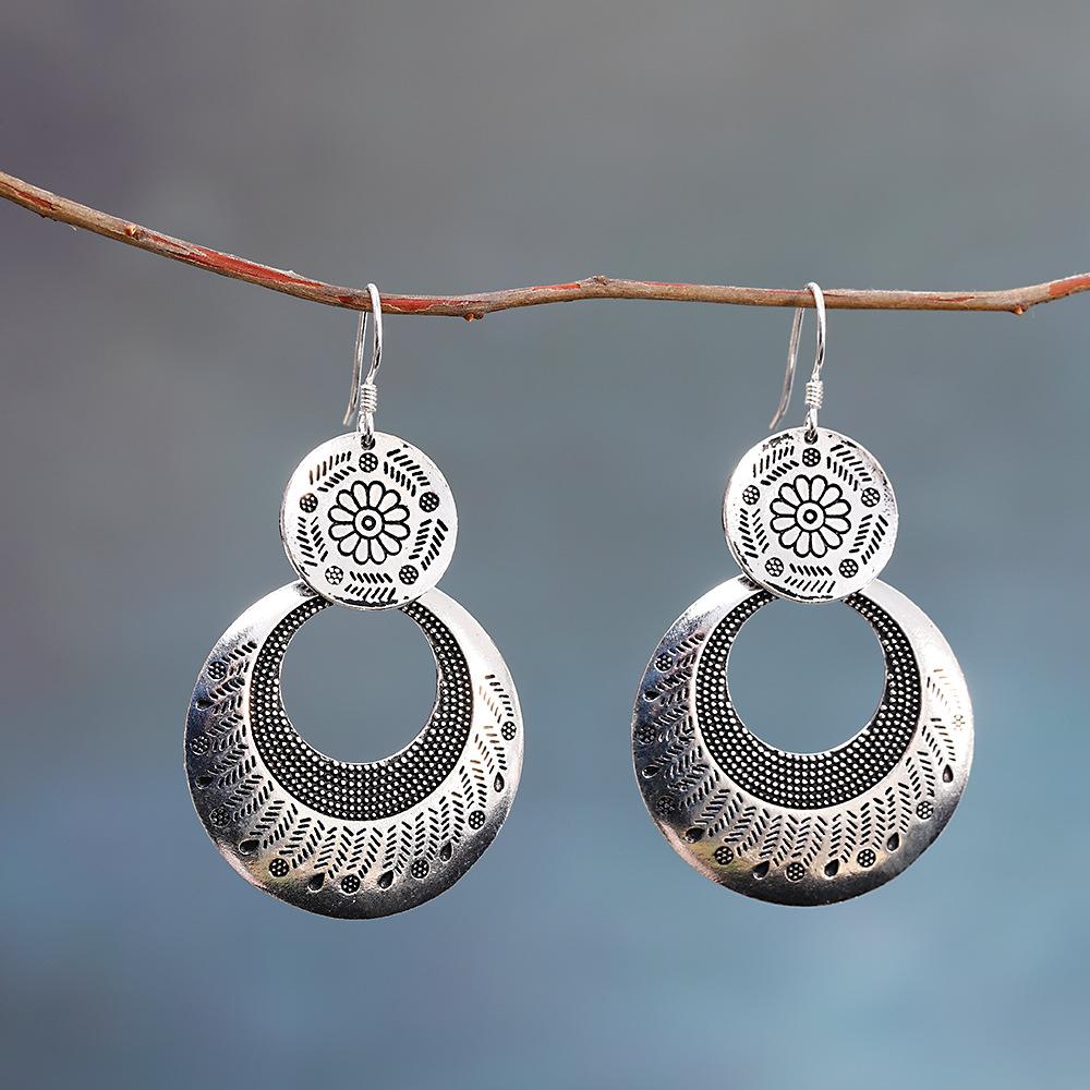 

Small Niche Design, Simple Geometric Shape, Antique Style, Women s Earrings, Long Style, Exaggerated Artistic Retro Style