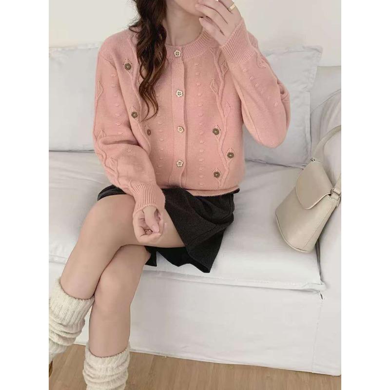 Casual Versatile Loose Fashion Temperament Knitted Sweater Embroidered Flower Single-row Multi-button Crew Neck Autumn and Winter Sweater