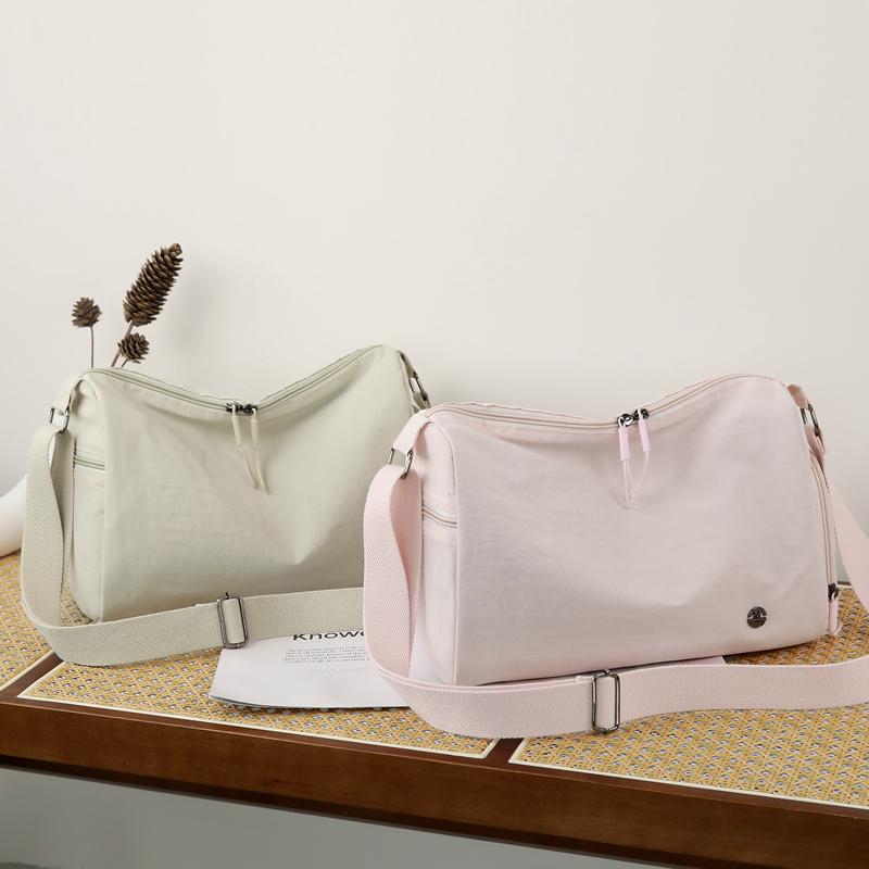 Women's Shoulder Bag Large Capacity Messenger Bag Solid Color Crossbody Bag