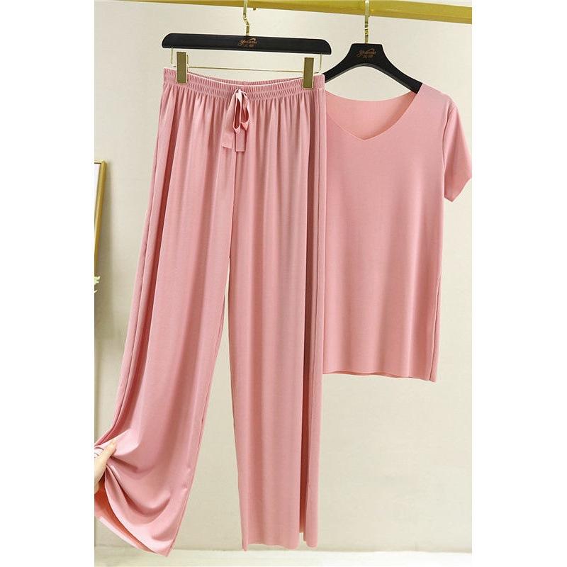 A Large Number of Fashionable Ice Silk Suits for Women, Summer Sports and Casual Wide-leg Pants, Short-sleeved Two-piece Suits, Western Style