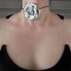 Vintage Flüssigmetall Blume Choker Halskette Langer Spitzenkragen Choker Temperament Halsband Schmuck Schlüsselbeinkette Halskette