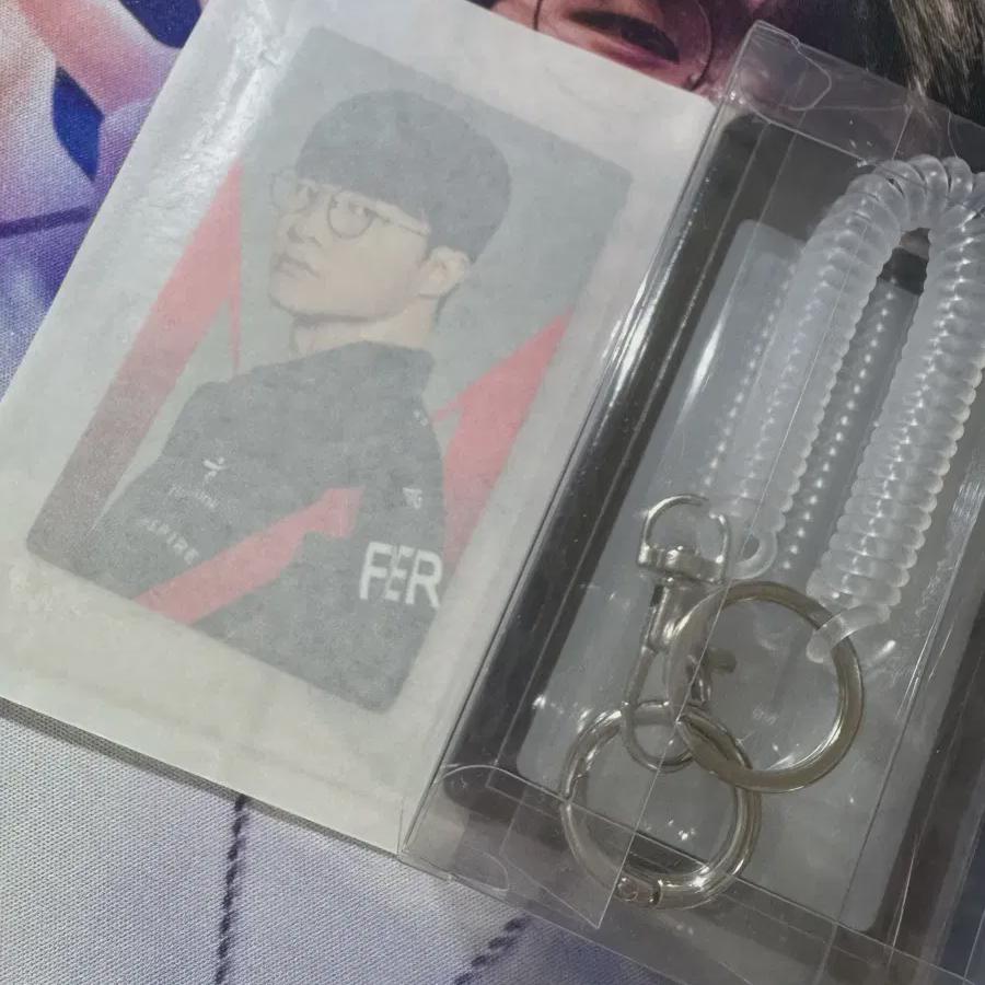 

T1 Paker Cheong Kwan-jang Foca+holder