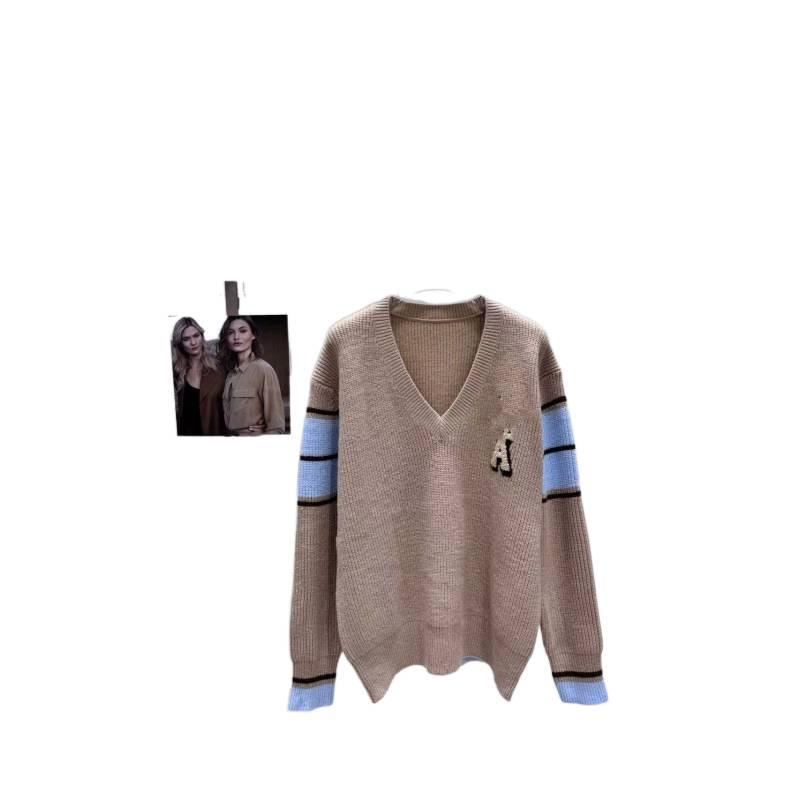 IM Love Heart Unisex Color Block V-Neck Knit Sweater, Autumn/Winter 2025 College Style